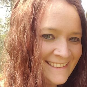 Meet your Posher, Candace